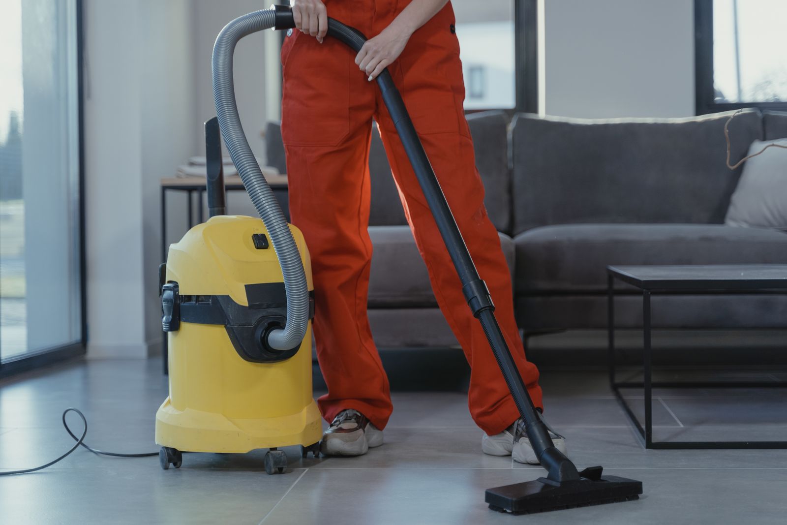 Recurring house cleaning service in Cave Springs, AR